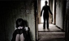 Cô gái 17 tuổi suýt bị hiếp dâm trên đường chở bạn nhậu của cha về nhà