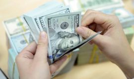 Giá USD hôm nay 8.4.2021: Đô la tăng giảm trái chiều