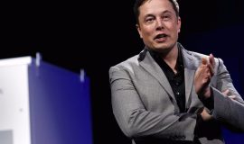 Tài sản tỉ phú Elon Musk bay mất 20 tỉ USD sau 1 tuần sóng gió
