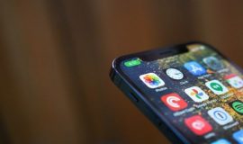 Apple chặn người dùng hạ cấp khi cập nhật lên iOS 14.5.1