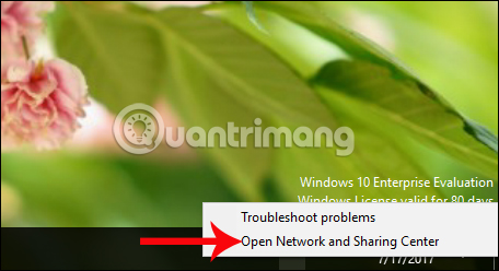 tab-Facebook-bi-treo-Network1