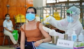 Tin tức Covid-19 sáng 10.8 : TP.HCM giải đáp các thông tin về lô vắc xin Vero Cell