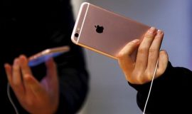 Apple bị kiện vì không sửa iPhone trong thời gian bảo hành