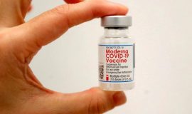 Moderna tập trung bán vắc xin Covid-19 cho nước giàu