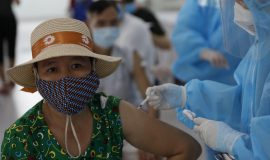 in tức Covid-19 TP.HCM ngày 4.10: Kêu gọi 4% dân số còn lại đi tiêm vắc xin mũi 1