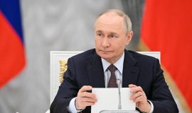 Ông Putin khẳng định Nga muốn đạt được ‘hòa bình lâu dài’ với Ukraine