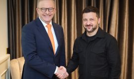 Australia gửi xe tăng Abrams cho Kiev, Nga chặn lính Ukraine vượt sông Dnieper