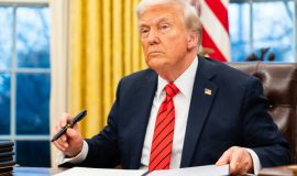 Ông Trump nói Mỹ lẽ ra không nên can thiệp vào Ukraine