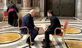 Tổng thống Ukraine khẳng định ‘lằn ranh đỏ’ sau điện đàm với ông Trump
